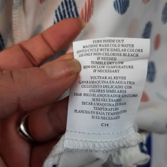 June & Hudson V-neck Ruffle Peasant Blouse Geometric Size Medium Women's - Picture 8 of 8